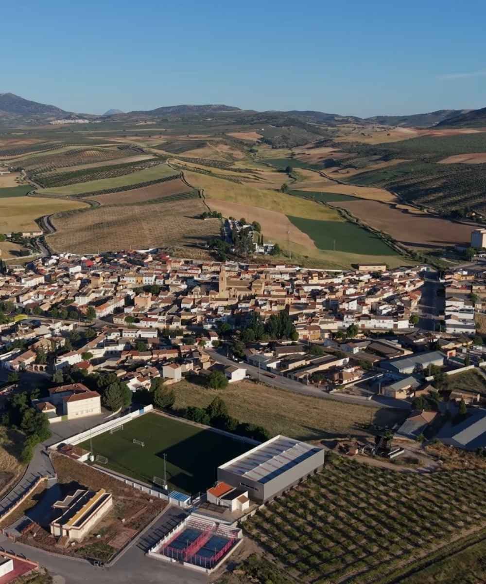 Vuelo de piloto de dron certificado AESA en Jaén